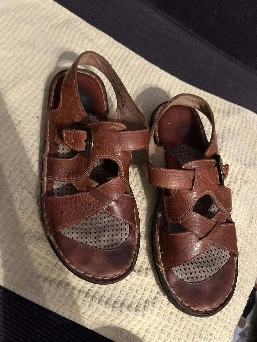 Born Shoes Women's Sz 9 Fisherman Sandals Open Toe Genuine Leather Brown Comfort